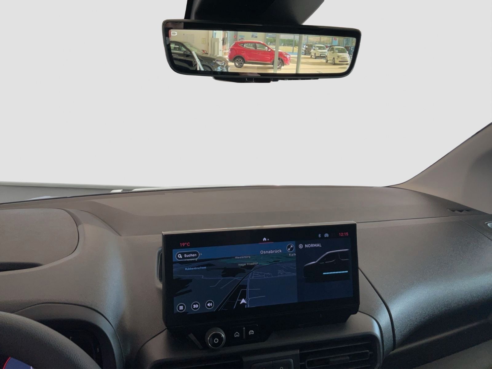 Fahrzeugabbildung Fiat E- Doblò L1 100 KW 50kWh Kamera 10 Zoll Radio