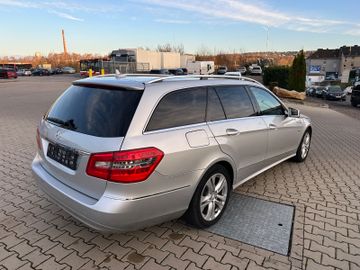 Mercedes E 220 - 7