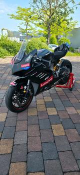 Ducati Panigale V2 - DUCATI RENNSPORT