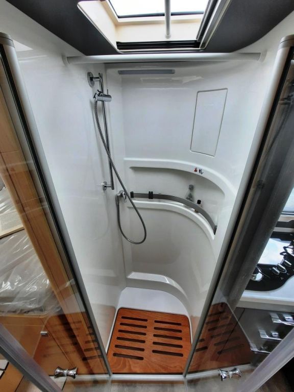 Fahrzeugabbildung HYMER / ERIBA / HYMERCAR B-Klasse ML I 780 BlackLine Verfüg./Sparen Sie 2