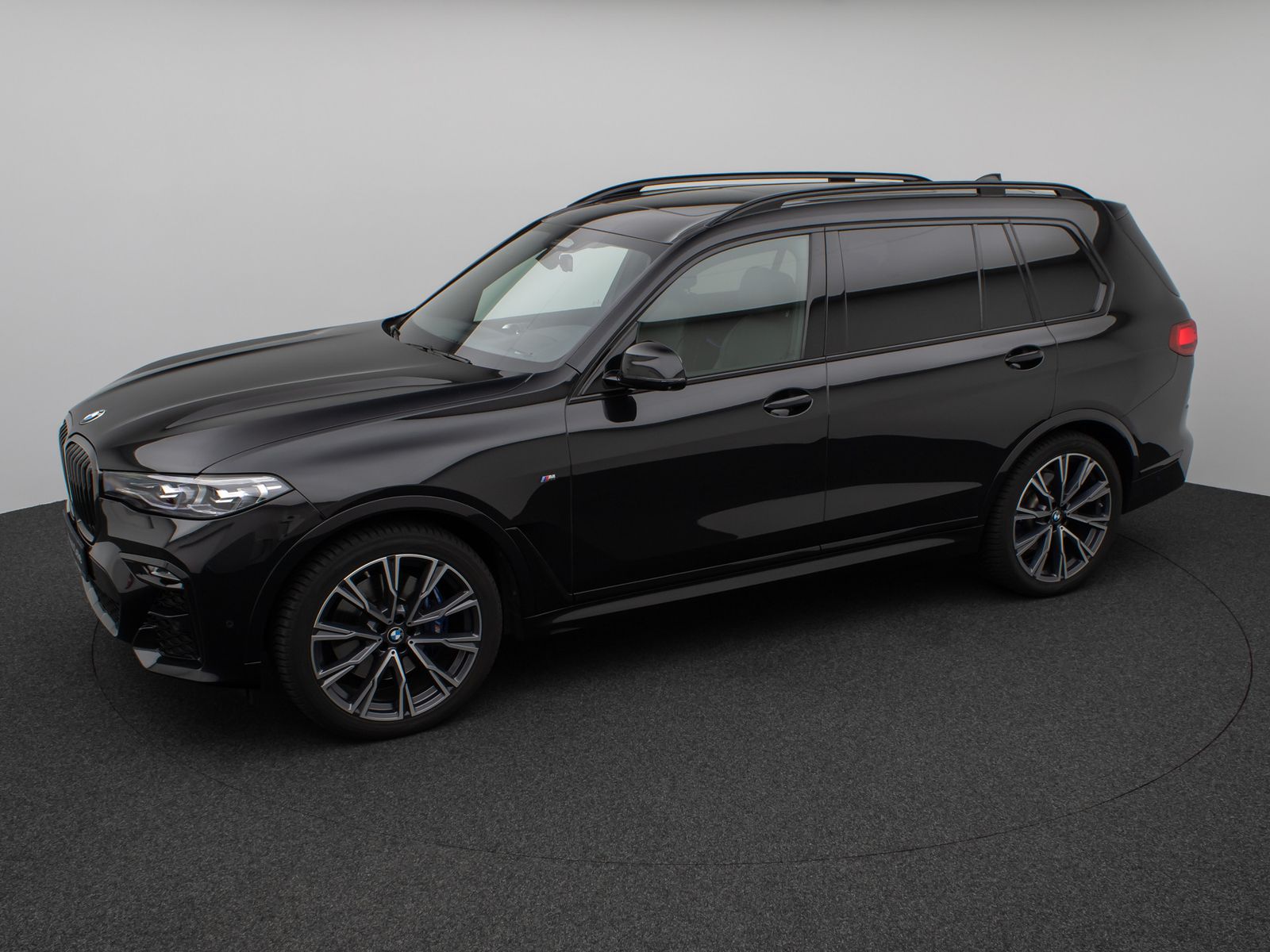 Fahrzeugabbildung BMW X7 xD40d M Sport 360°HUD DAB H/K SoftCl DisplKey