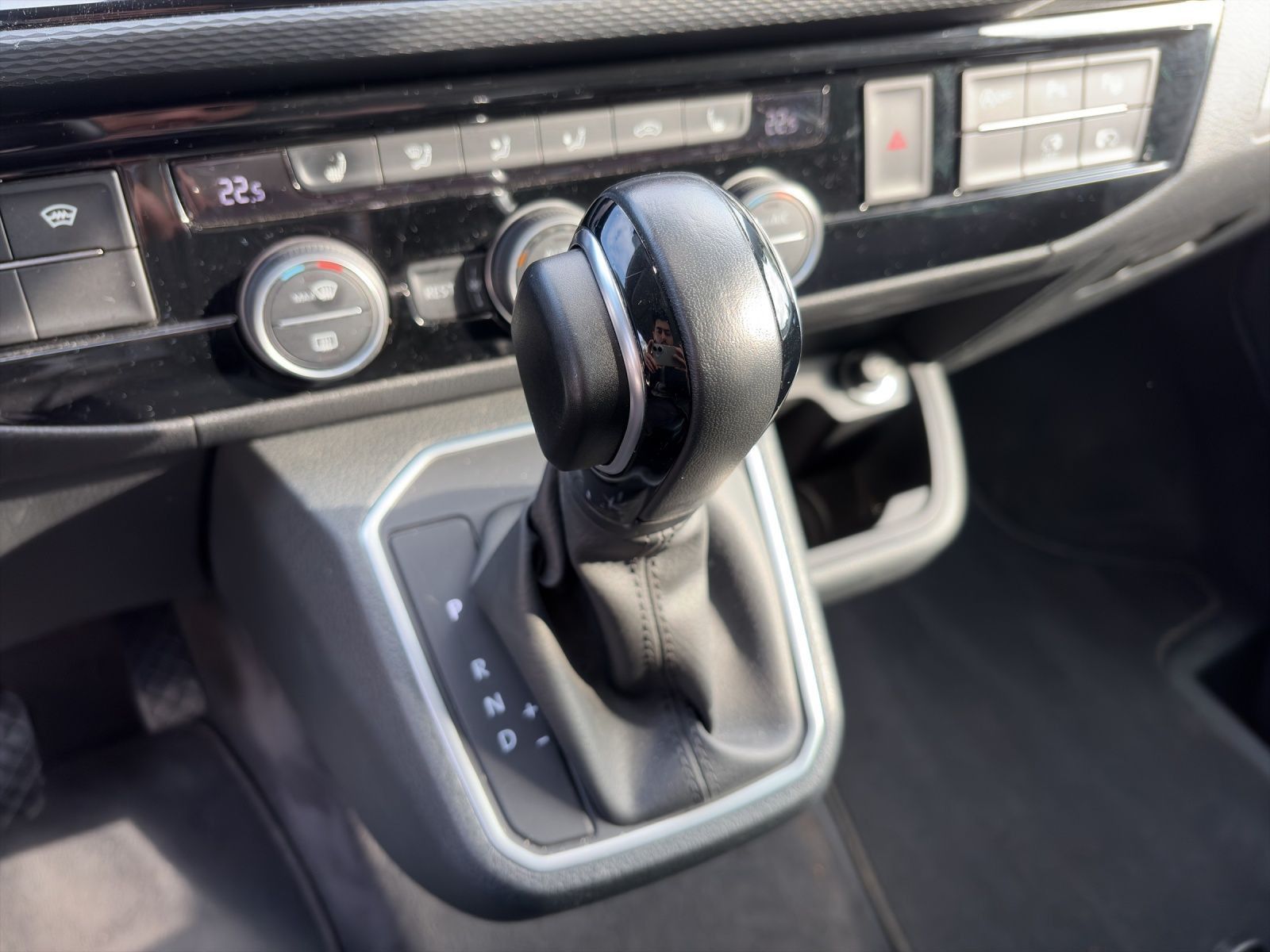 Volkswagen T6 Multivan - Bild 11
