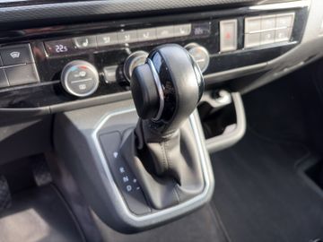 Volkswagen T6 Multivan - 11