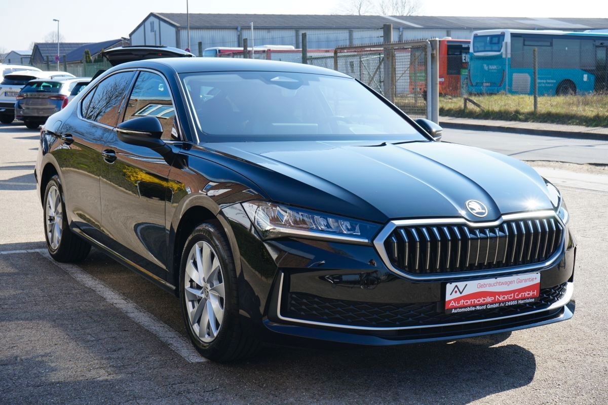 Fahrzeugabbildung SKODA Superb Lim. 1.5 TSI mHEV 110kW Selection