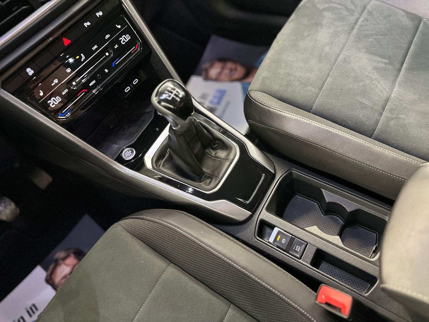 Volkswagen T-Roc Matrix ACC LED AHK Navi PDC SHZ SpurW LM, миниатюра 18