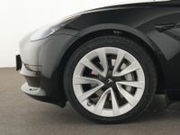 Tesla Model 3 - Vorschau Bild 13