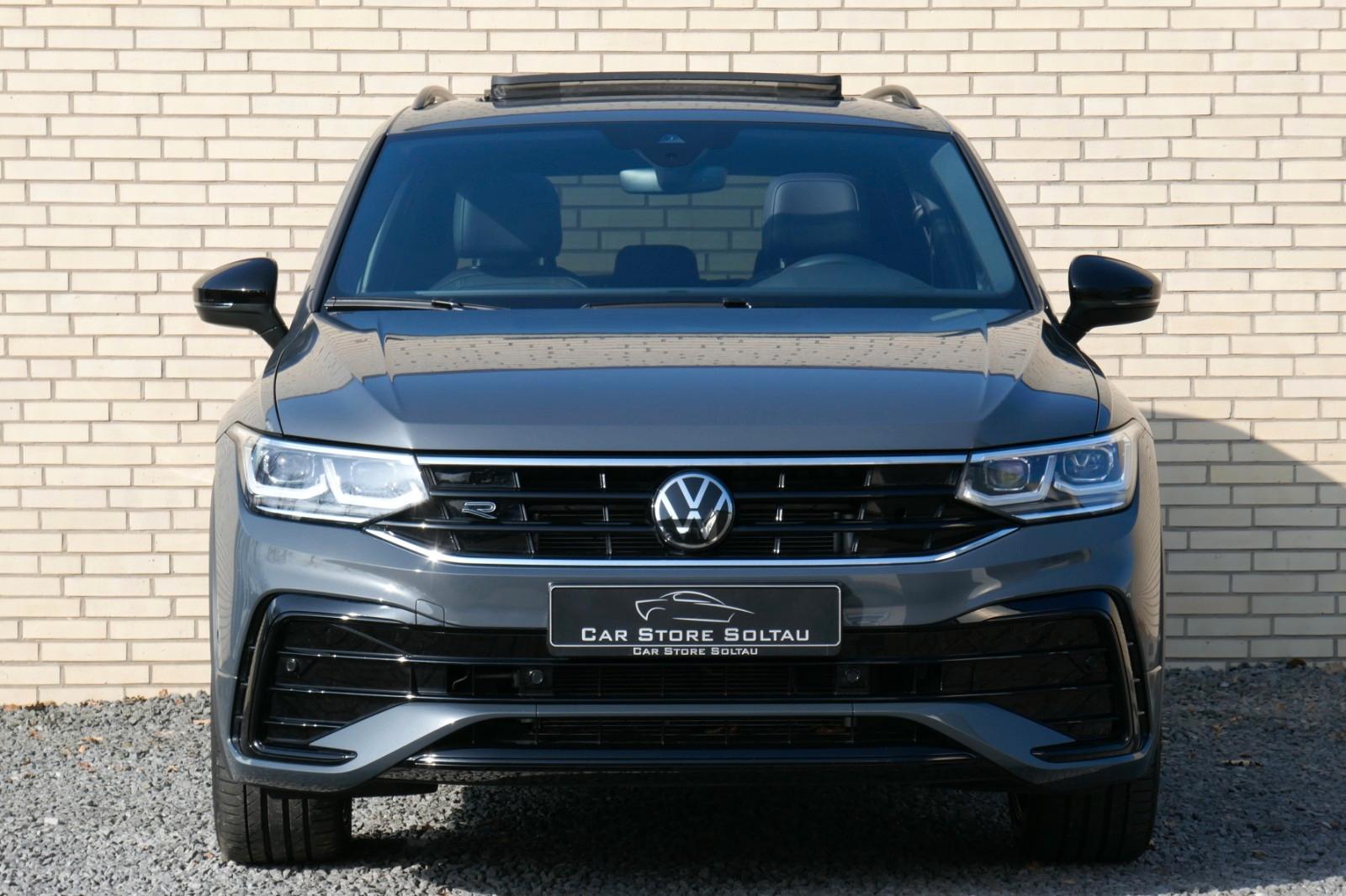 Volkswagen Tiguan R-LINE BLACK Standhzg Pano IQ-LED AHK 20"
