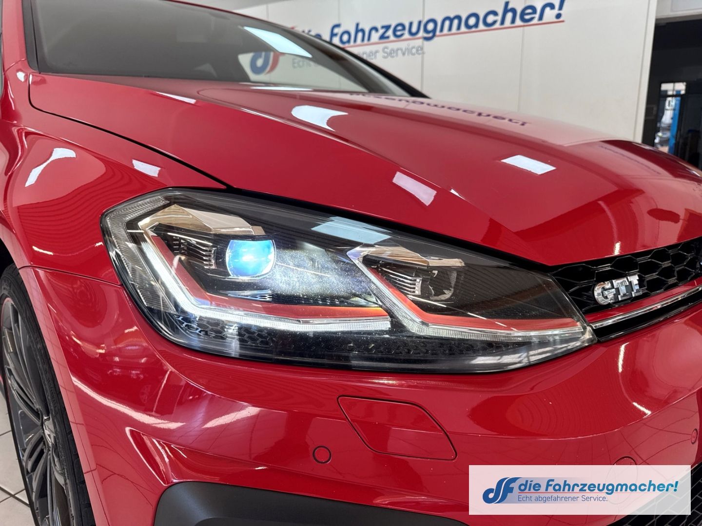 Fahrzeugabbildung Volkswagen Golf VII GTI BMT Start-Stopp Soundsystem Dynaudi