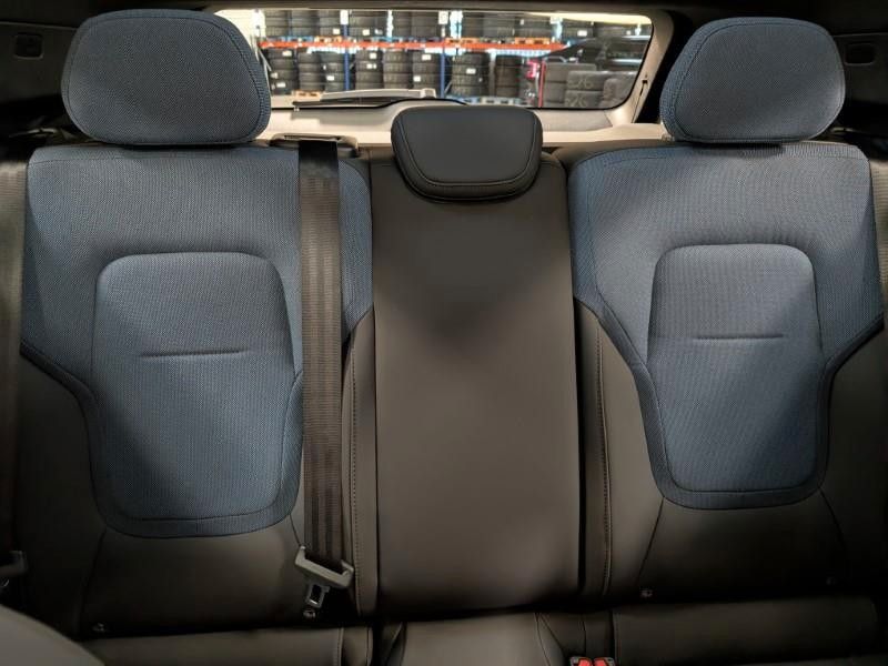 Fahrzeugabbildung Volvo EX30 CC Cross Country AWD | PANO | Performance