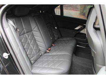 BMW 740 - 9