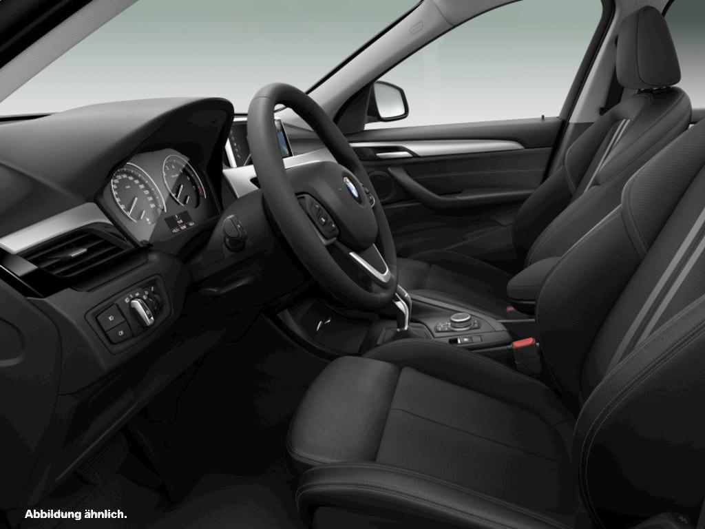 BMW X1 xDrive20i AHK+NAVI+PDC+LED+ALARM+SHZ
