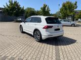 Volkswagen Tiguan 2.0 TDI 140kW R-Line, Pano, 360 Kam, AHK - Volkswagen Tiguan: 3.0