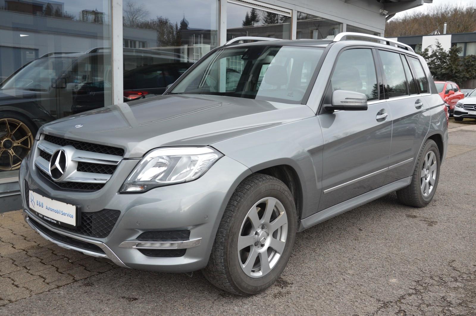 Mercedes-Benz GLK 220 CDI 4Matic*AUTOMATIK*COMAND*CAM*SHZ*AHK
