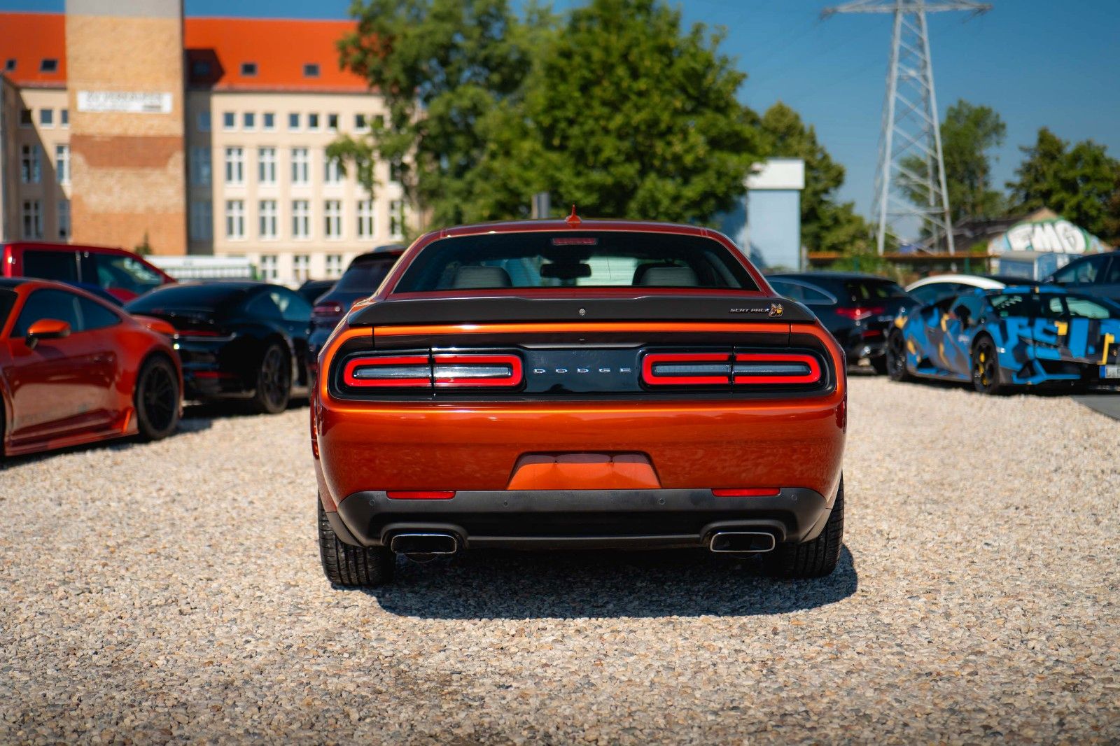 Fahrzeugabbildung Dodge Challenger 6.4 V8 SRT 392 R/T SCAT PACK WIDEBODY