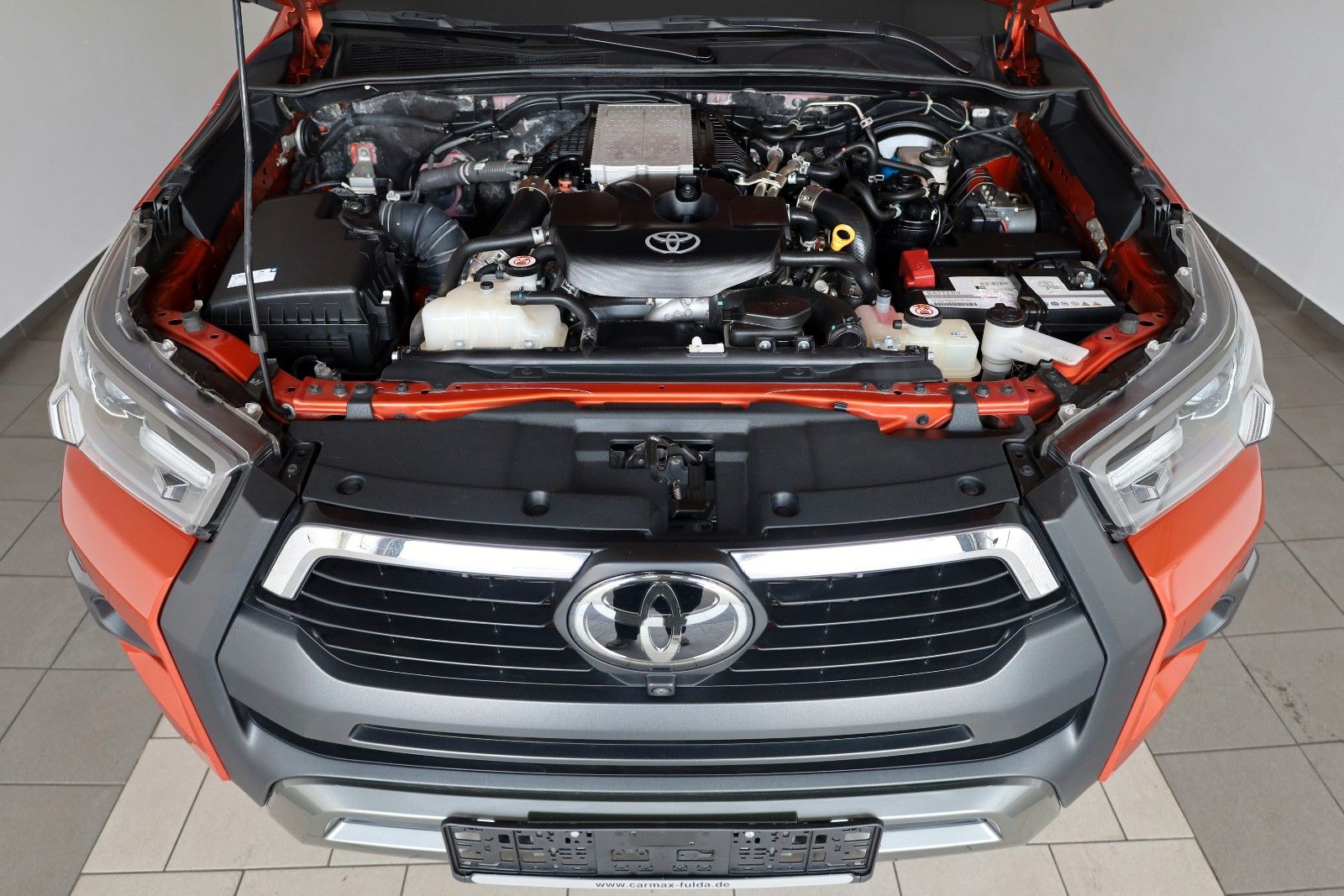 Fahrzeugabbildung Toyota Hilux 2.8 D-4D Invincible,AWD,Leder,ACC,Rollo