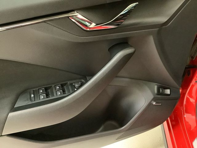 KAMIQ Monte Carlo 110 kW 6-G CARPLAY WINTERPAKET