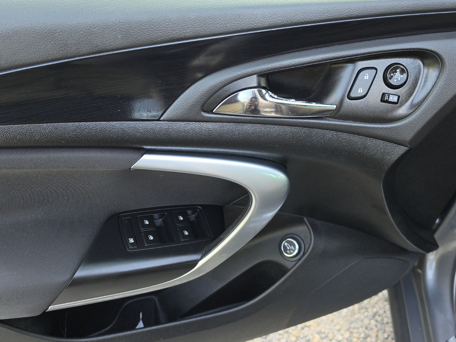 Fahrzeugabbildung Opel Insignia A Sports Tourer Innovation Automatik