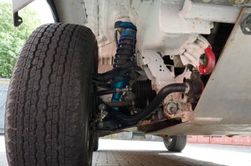 Fahrzeugabbildung Mitsubishi Pajero 3.2 DI-D Rallyeumbau mit Überrollkäfig