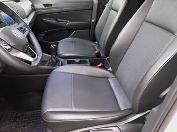 Volkswagen Caddy - 9