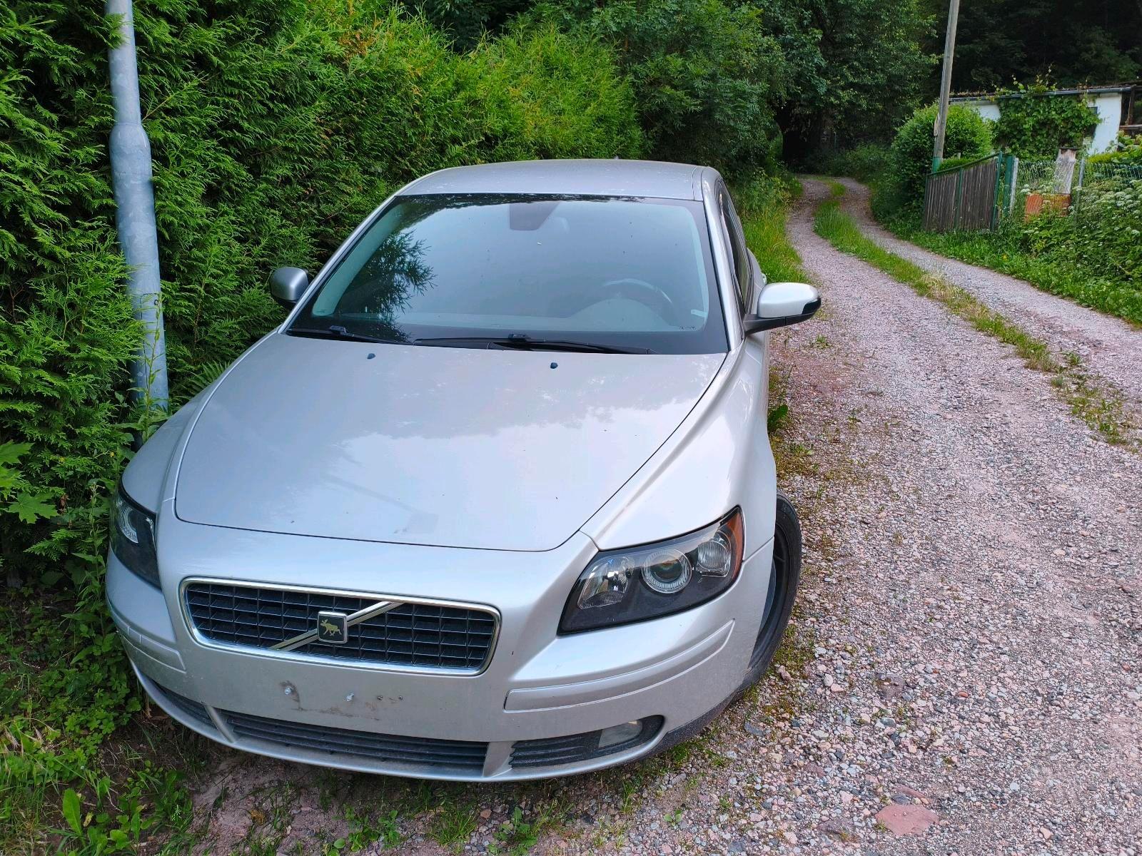 Volvo V50 2007 — rear view