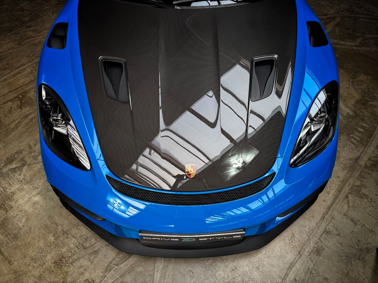Fahrzeugabbildung Porsche Cayman GT4 RS