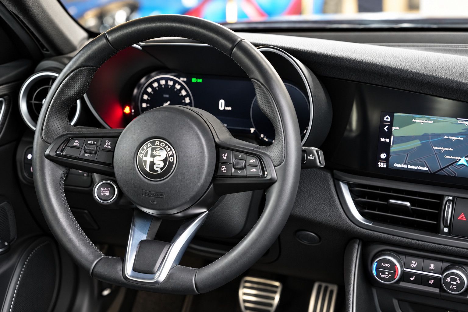 Fahrzeugabbildung Alfa Romeo Giulia Ti Q4/MEMORY/ACC/NAVI/KAMERA/LEDER/