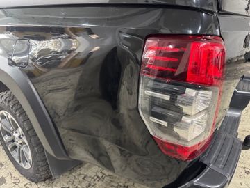 Mitsubishi L200 - 12