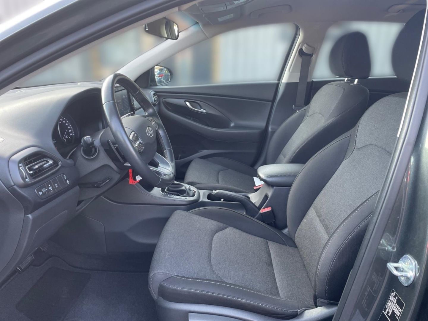 Fahrzeugabbildung Hyundai i30 1.0T Edition 30 DCT Allwetter Sitzheizung