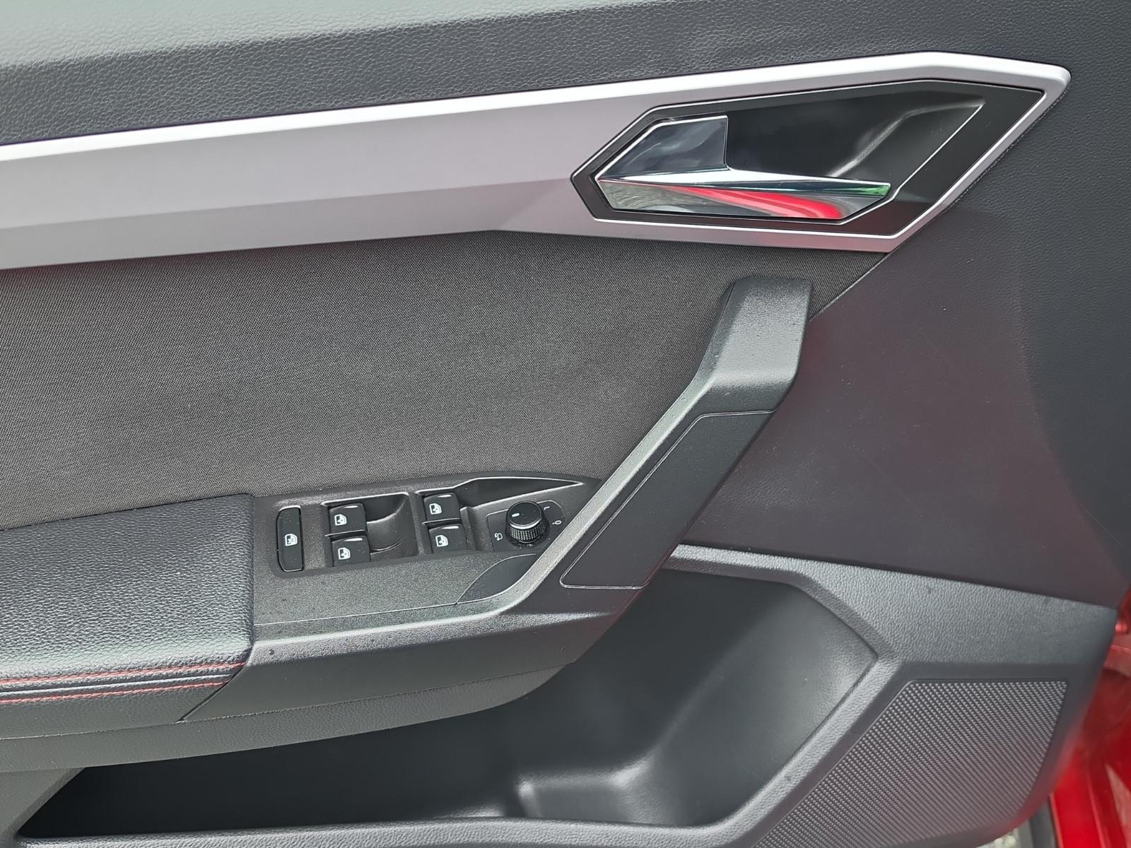 Seat Arona FR PDC SHZ AHK