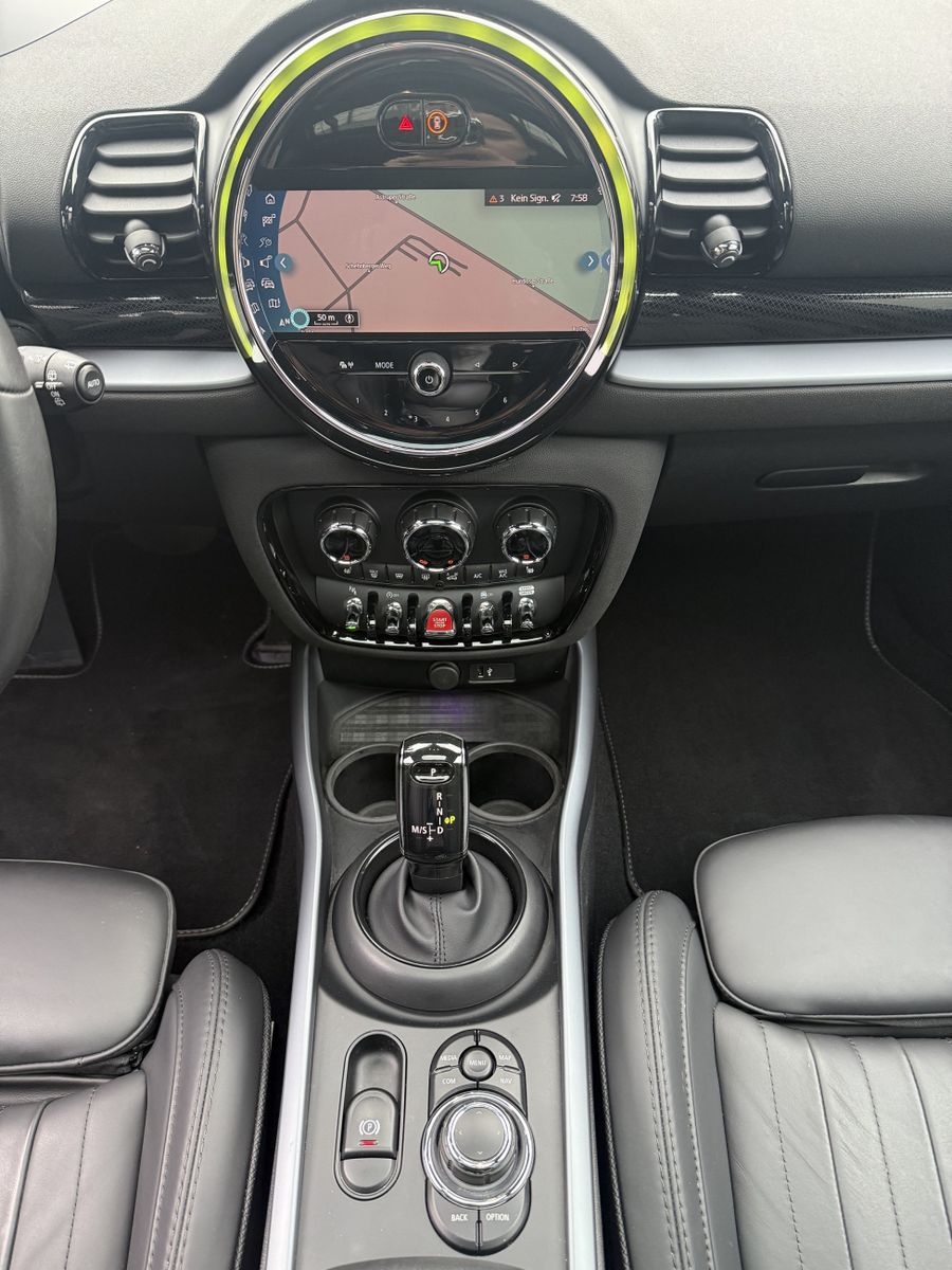Fahrzeugabbildung MINI Cooper S Clubman Aut. NAV+LED+PANO+DIGDISPLAY+PP