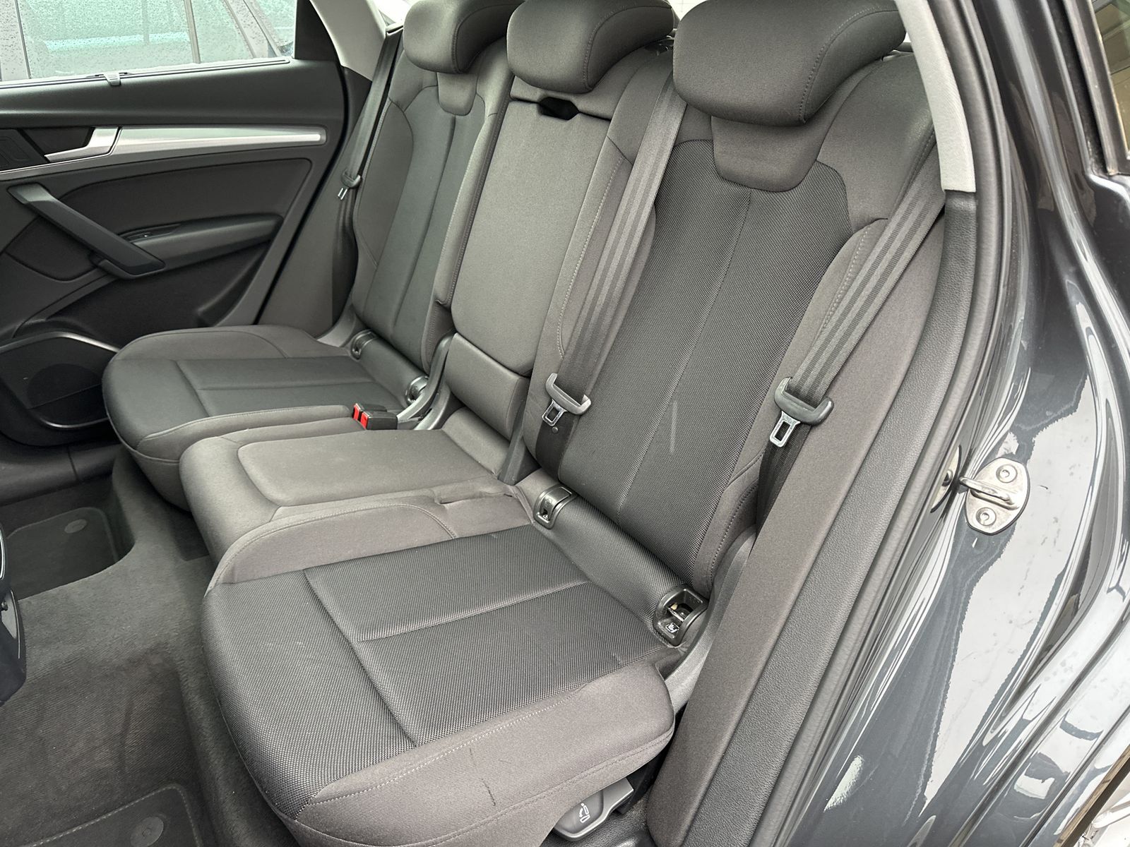 Fahrzeugabbildung Audi Q5 40 TDI Quattro Sport NAV+XEN+ACC+PANORAMA+KAM