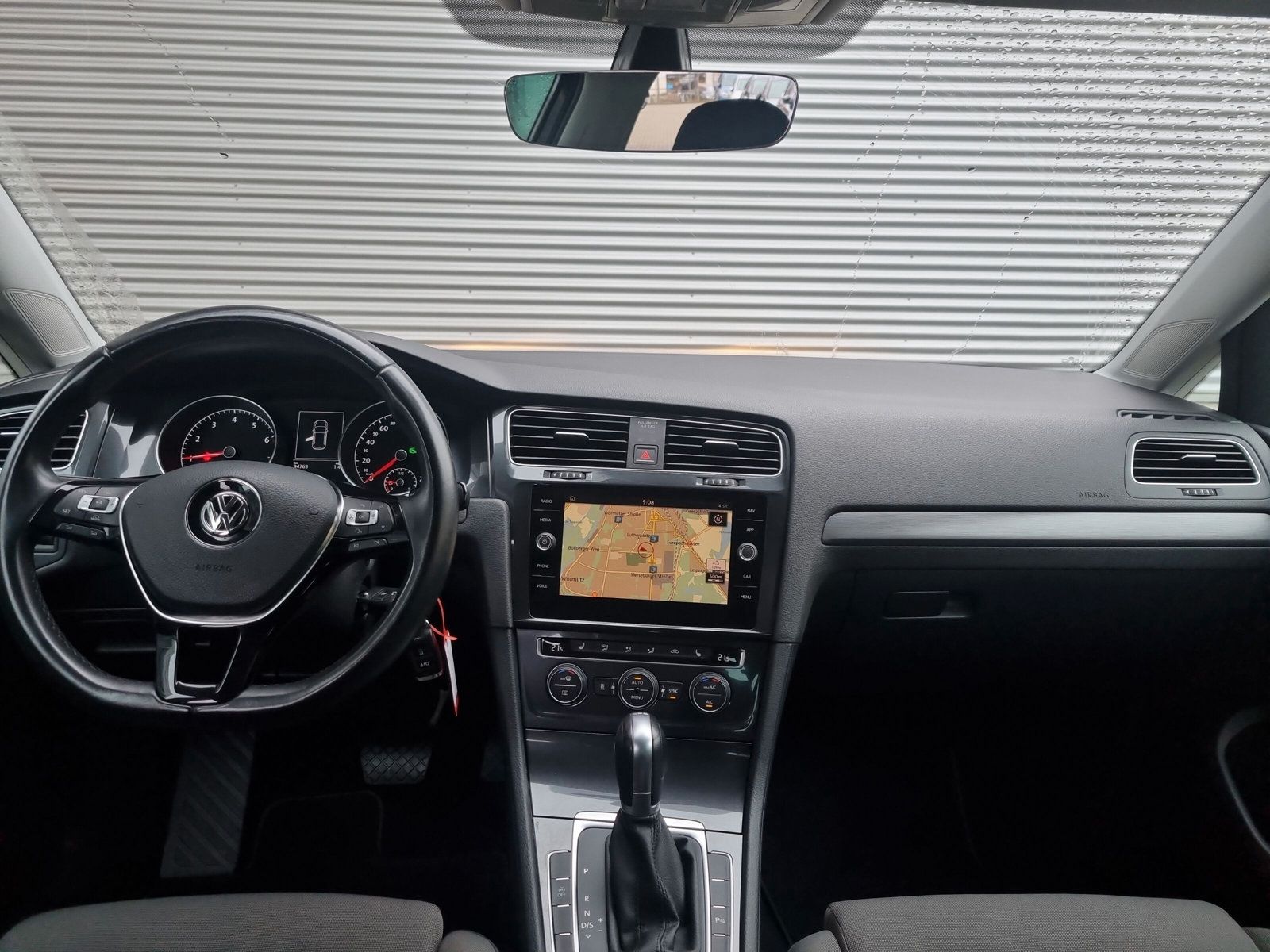 Fahrzeugabbildung Volkswagen Golf VII 1.0 TSI DSG APP NAVI ACC