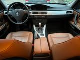 BMW 318i touring - Automatik, wenig km - BMW 318 aus 2009: Kombi