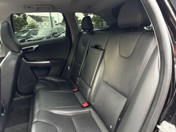 Volvo XC60 - 11