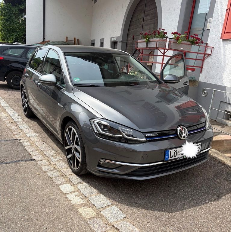 Image of Volkswagen Golf
