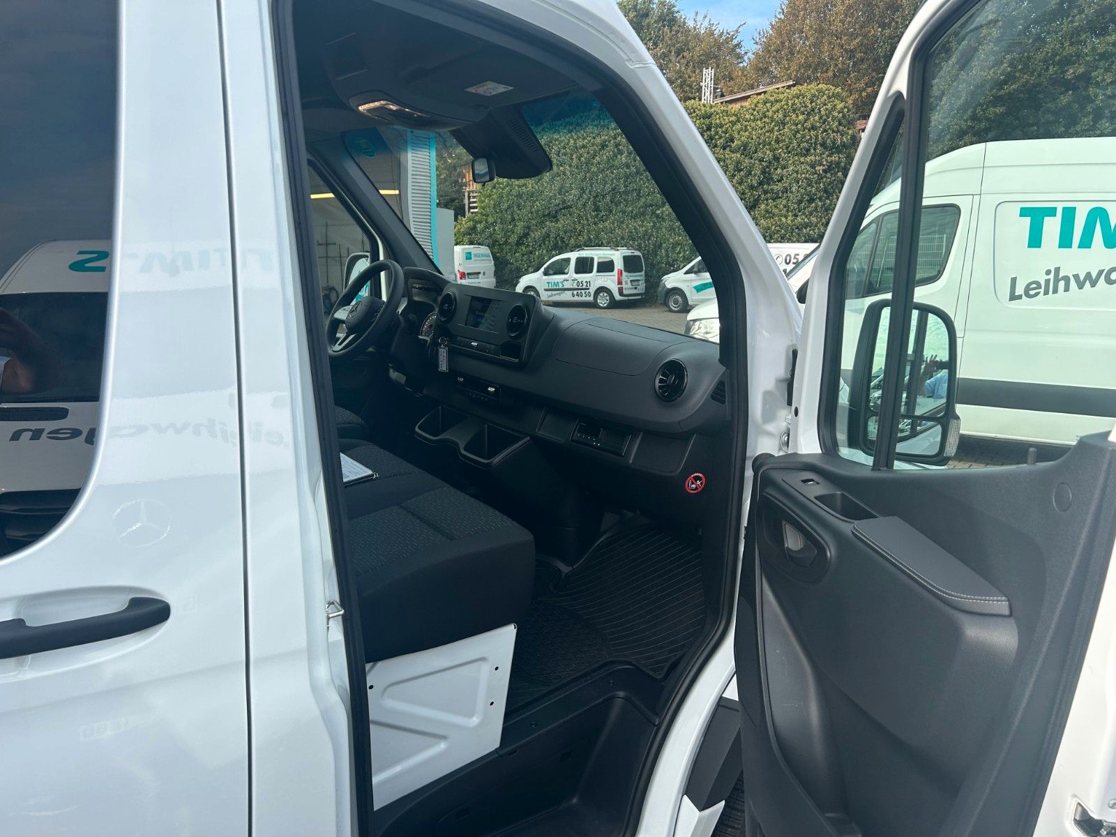 Fahrzeugabbildung Mercedes-Benz Sprinter III  317 CDI Tourer RWD