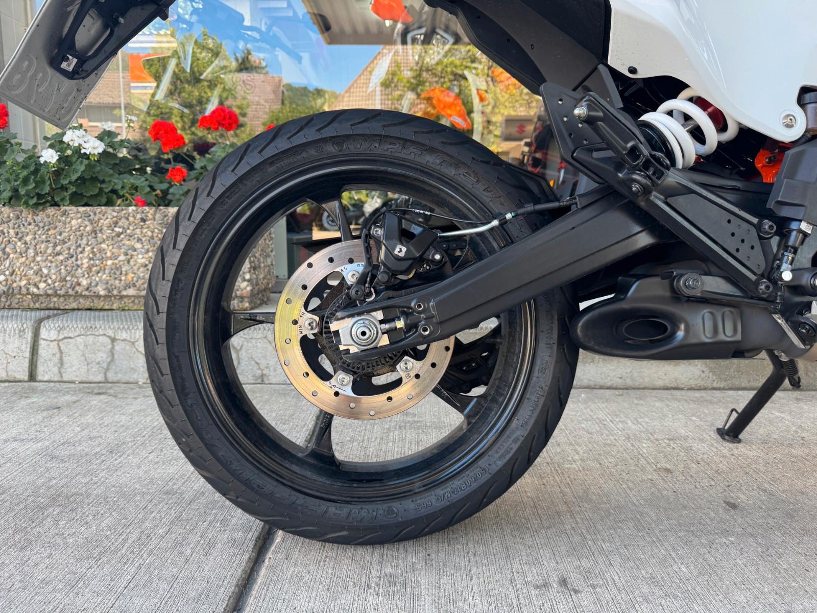 KTM 125 SMC R 2026