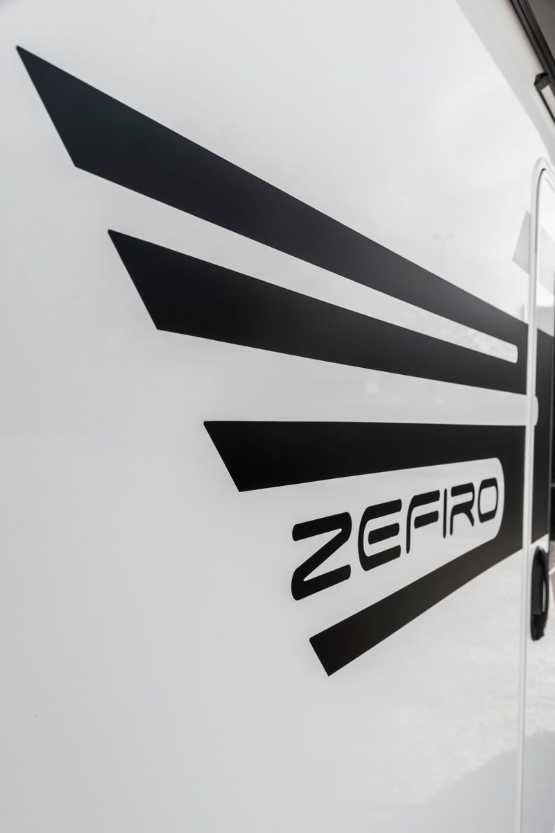 Fahrzeugabbildung Roller Team Zefiro 287 TL