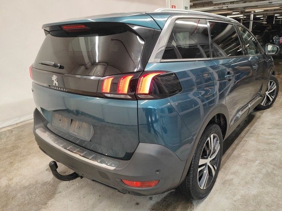 Fahrzeugabbildung Peugeot 5008 Allure 1.2T LED/NAVI/SHZ/AHK/PANO/MEMORY