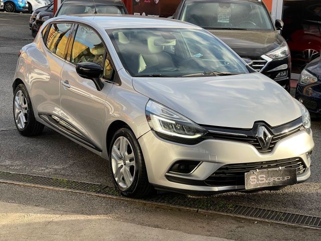 Renault Clio TCe 12V 90 CV 5 porte Moschino Life-rate-ga