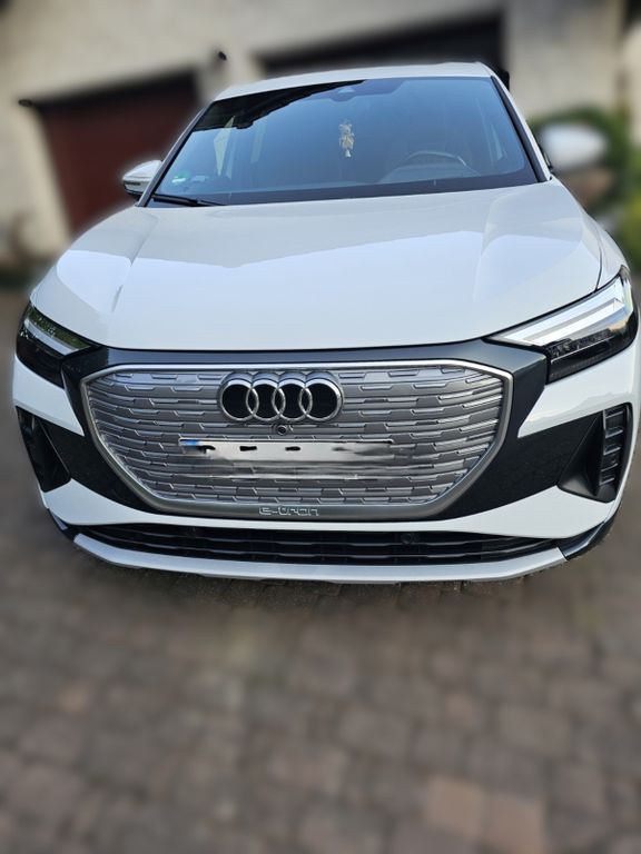 Image of Audi Q4 e-tron