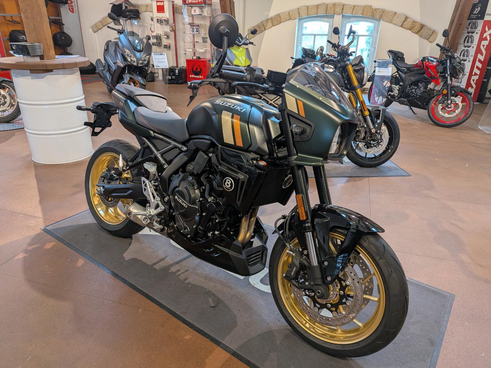 Suzuki GSX-8 TT M6 Aktionsmodel Retro 4 Jahre Garantie
