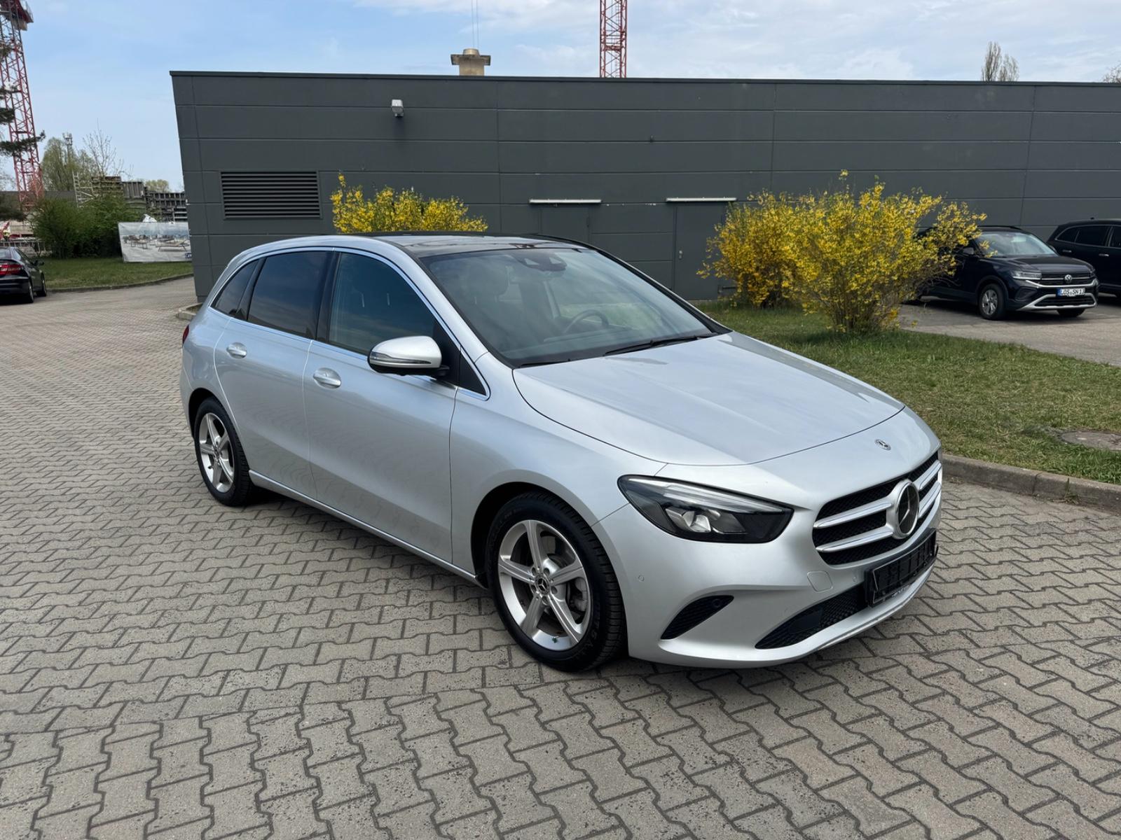 Mercedes-Benz B 220d Progressive*PANO*MBUX*360°CAM*DISTRONIC*