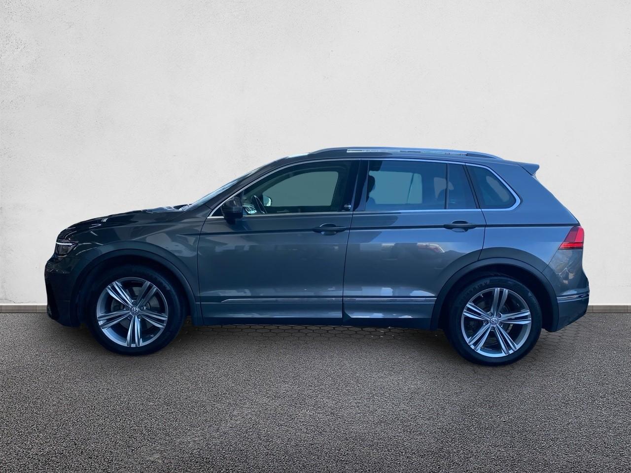 Volkswagen Tiguan 2.0 TDI NAVI+ACC+AHK+PANO+PDC+HUD+KAM