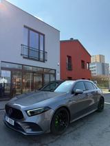 Mercedes-Benz A 35 AMG A A 35 AMG 4Matic - mit Benzin-Antrieb: mit Navigationssystem, Kleinwagen