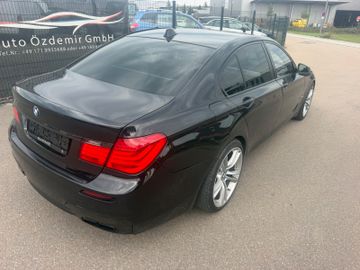 BMW 740 - 5