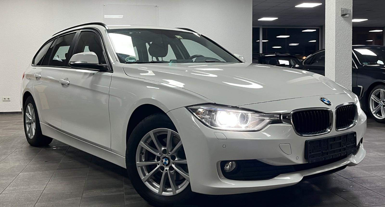 BMW 320d Touring Sport Line XENON PDC AHK HEAD UP