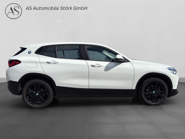 Fahrzeugabbildung BMW X2 sDrive 18i Automatik+LED+Navi+Pano+Kamera+DAB