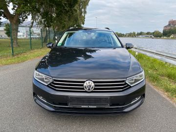 Volkswagen Passat - 8