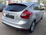 Ford Focus Lim. Titanium - gebrauchte Ford Focus aus dem Jahr 2011